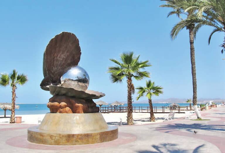 Best time to visit La Paz Mexico
